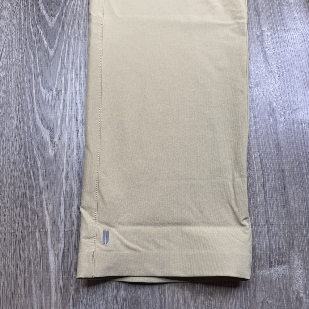 Nobull Performance Golf Tour Zipper Pocket Chino Pants Men Size 34x32 - Picture 3 of 13